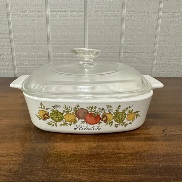 Corning Ware Vintage Spice of Life "L'Echalote" 1 Quart Baking Dish w/ Pyrex Lid - Picture 2 of 8